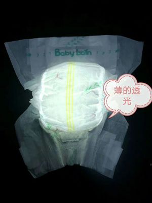 통기성 버릴 수 있는 아기는 아기 테이프 기저귀에게 기저귀를 채웁니다